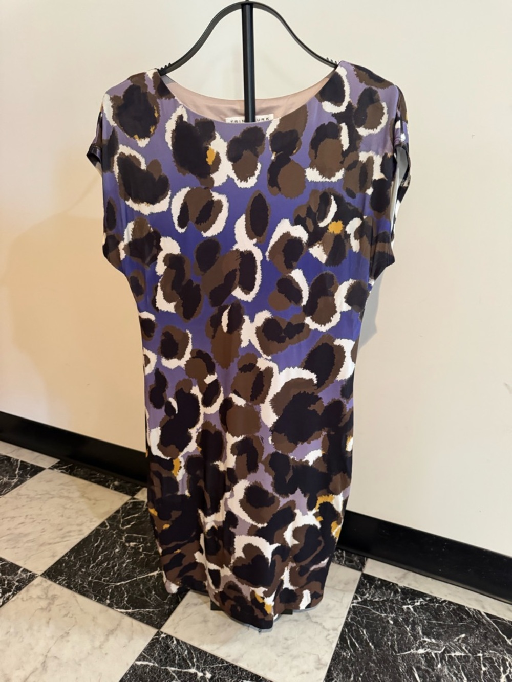Trina Turk Abstract Leopard Print Stretch Sheath Dress Size 0 Career Travel Work